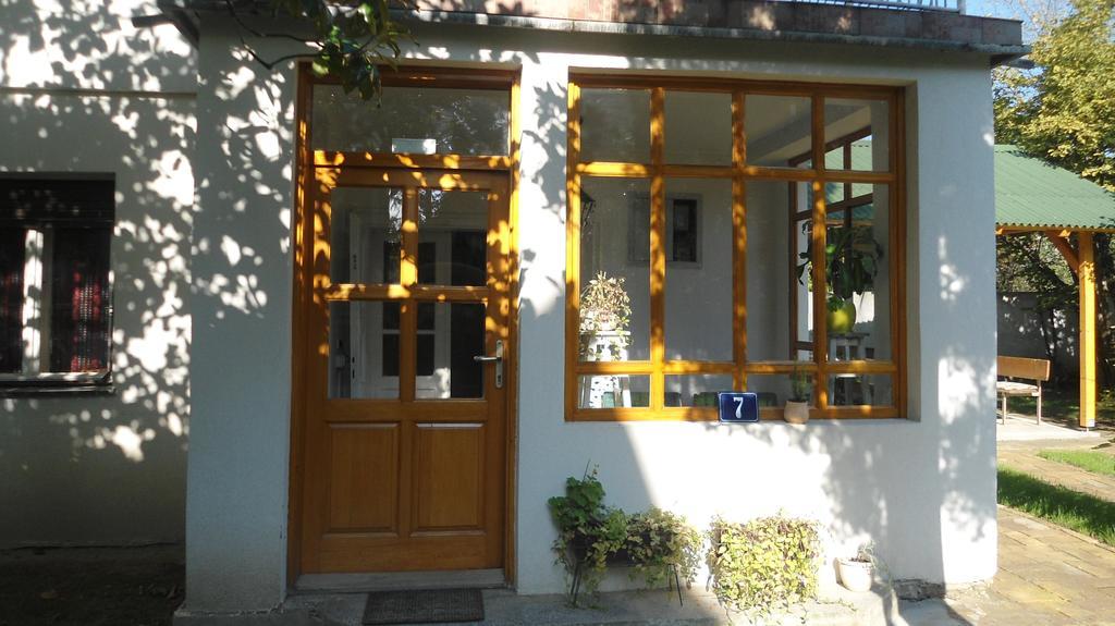 Zeravica Rooms B&B Sremski Karlovci Extérieur photo